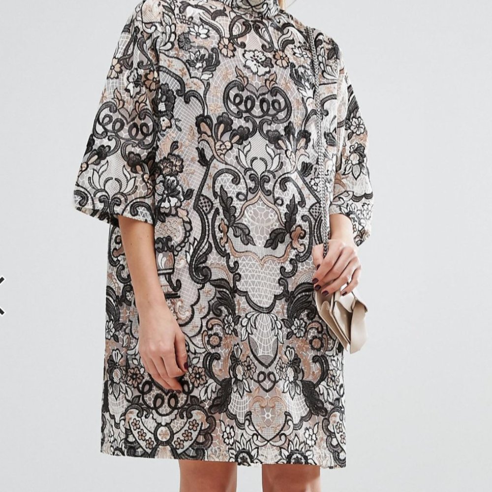 Women's Turlington Lace High Neck Cocoon Dress